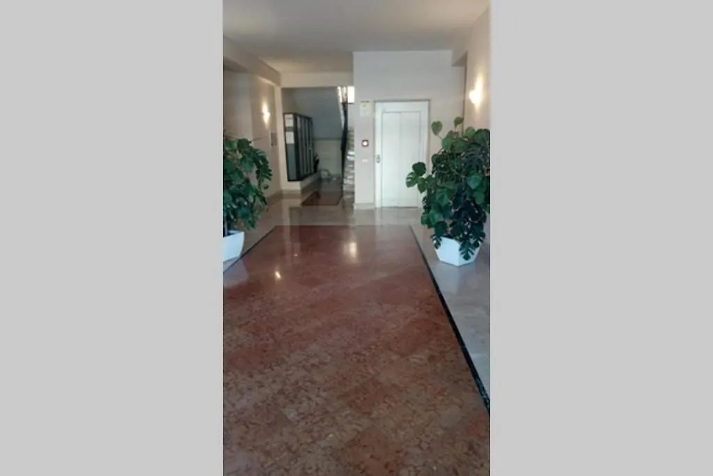 Grazioso Appartamento In Residence Villaggio Mosè Ιταλία