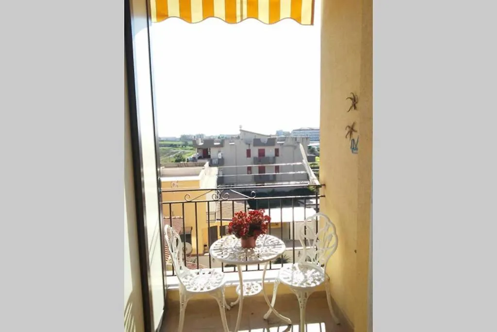 Apartment Grazioso Appartamento In Residence Villaggio Mose  Italy